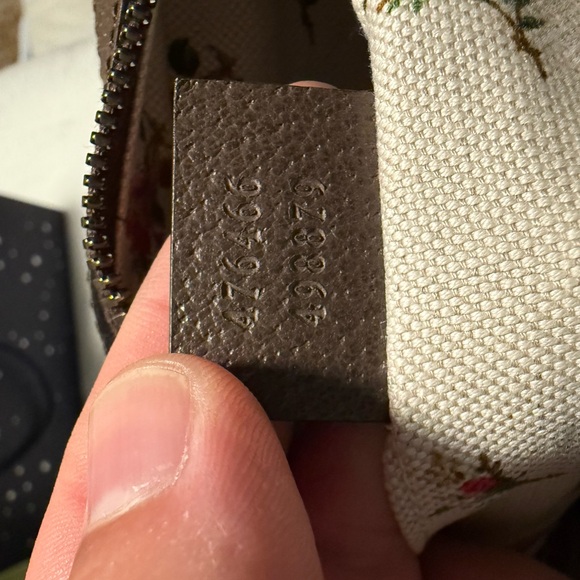 2022 Gucci Neo Vintage GG Supreme Messenger Bag with original box & dust bag - Picture 9 of 9